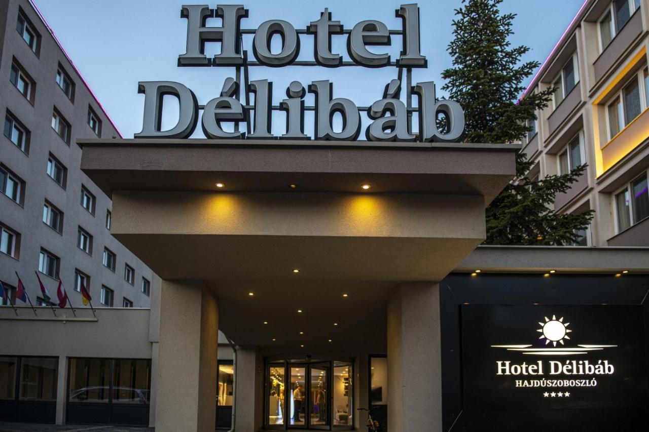 Hotel Délibáb Hajdúszoboszló Esterno foto